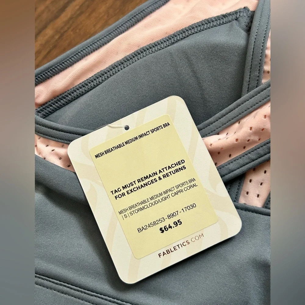 Fabletics medium impact breathable mesh sports bra size Small NWT - Picture 4 of 4